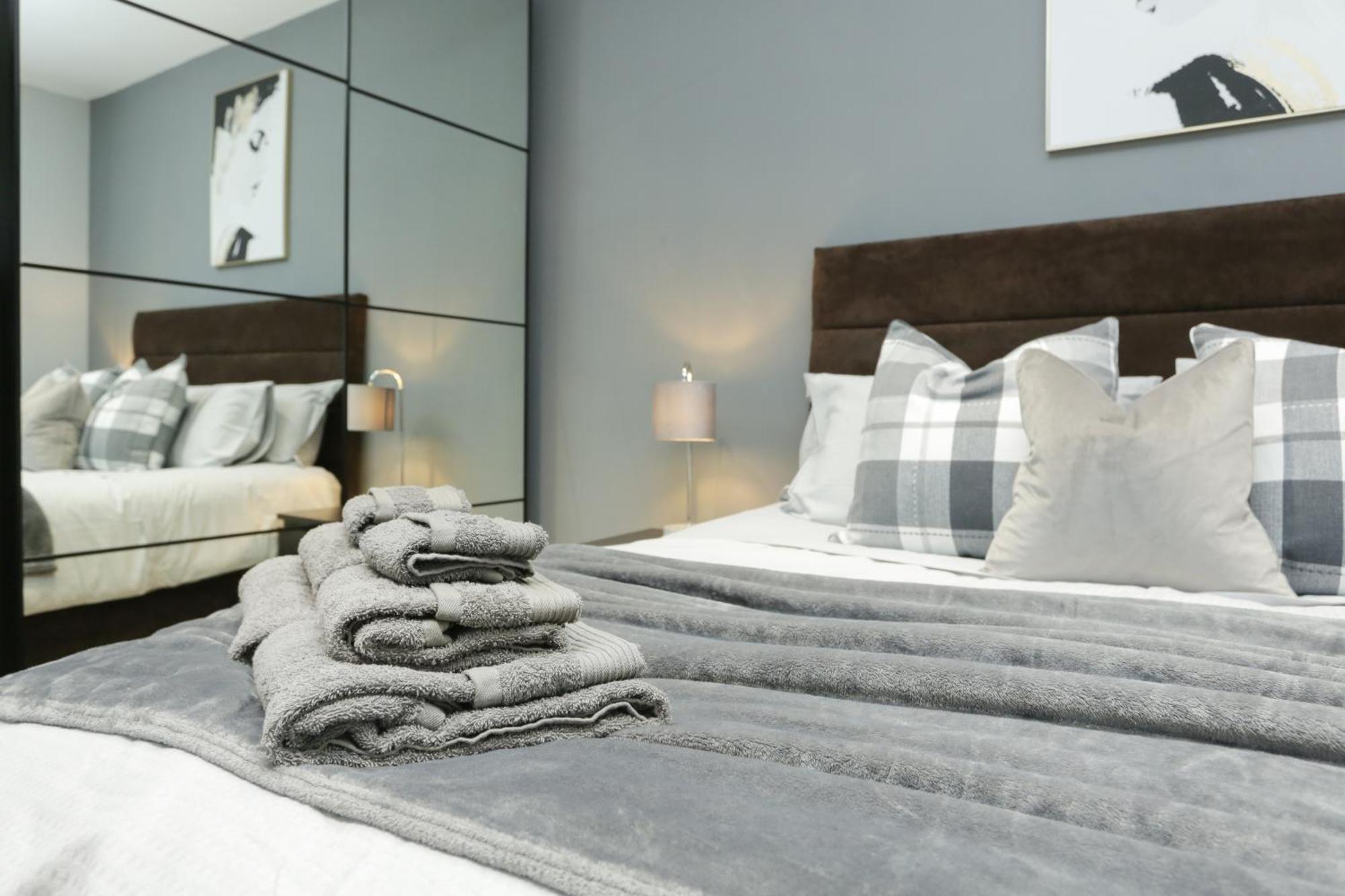 The Broadway Beach House With Hot Tub Herne Bay Exteriör bild
