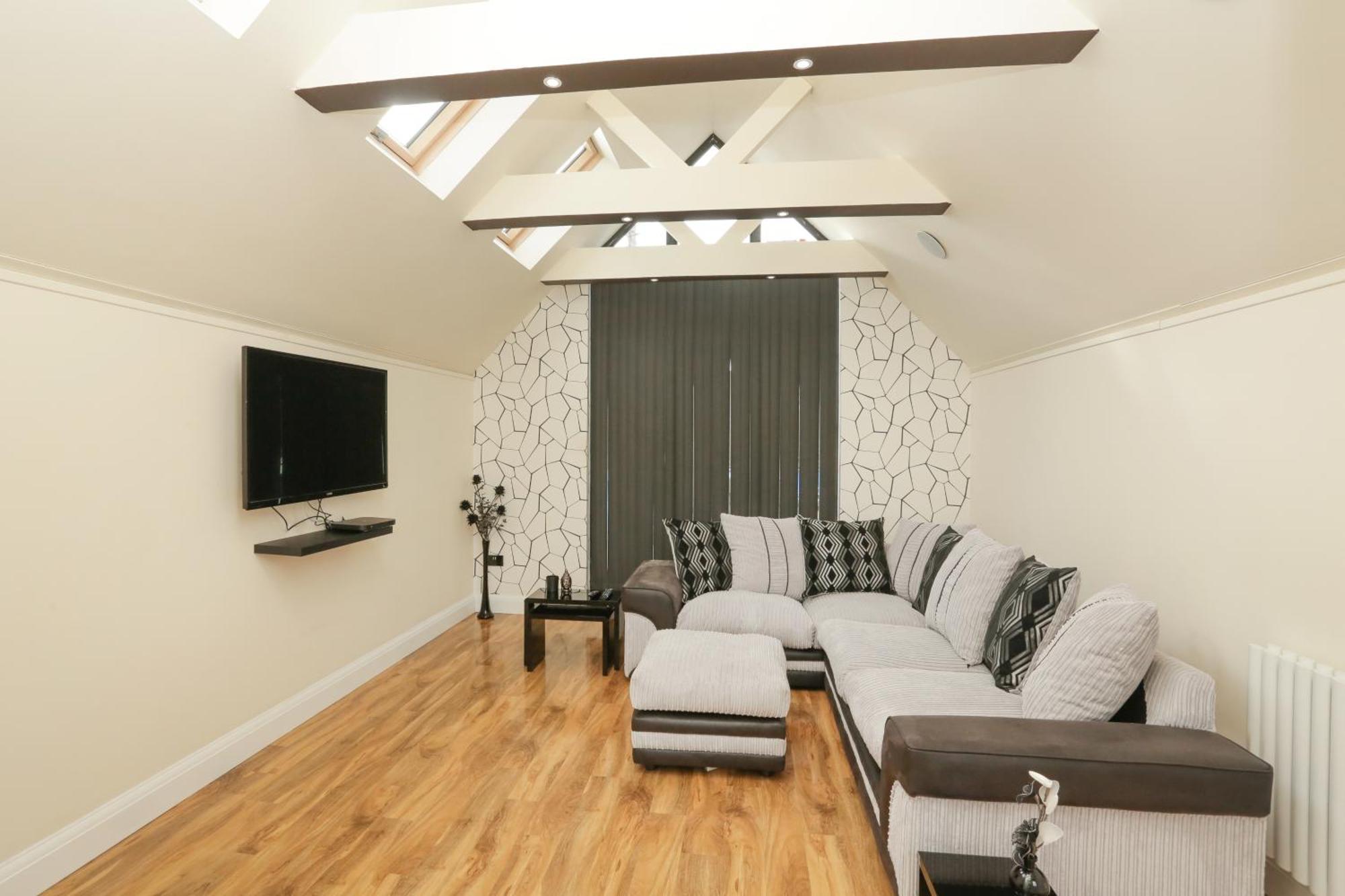 The Broadway Beach House With Hot Tub Herne Bay Exteriör bild